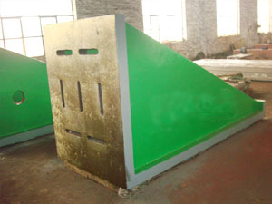 農業(yè)機械中的配重鐵選擇