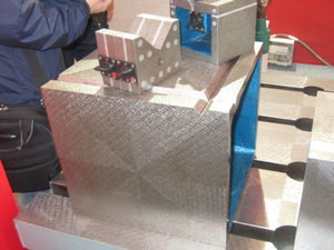 大理石平臺與數(shù)控機(jī)床的關(guān)系